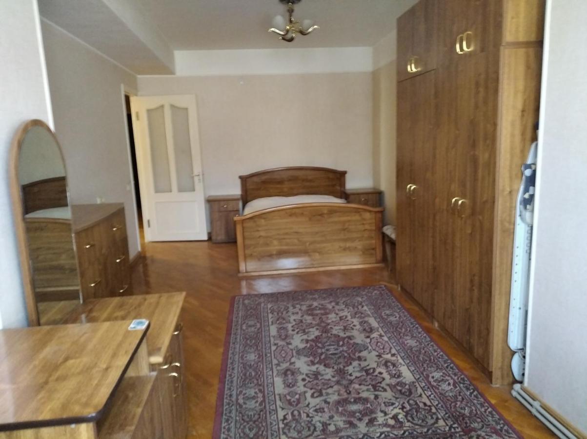 3 Room Apartment In Small Center Of Jerevan Exteriér fotografie